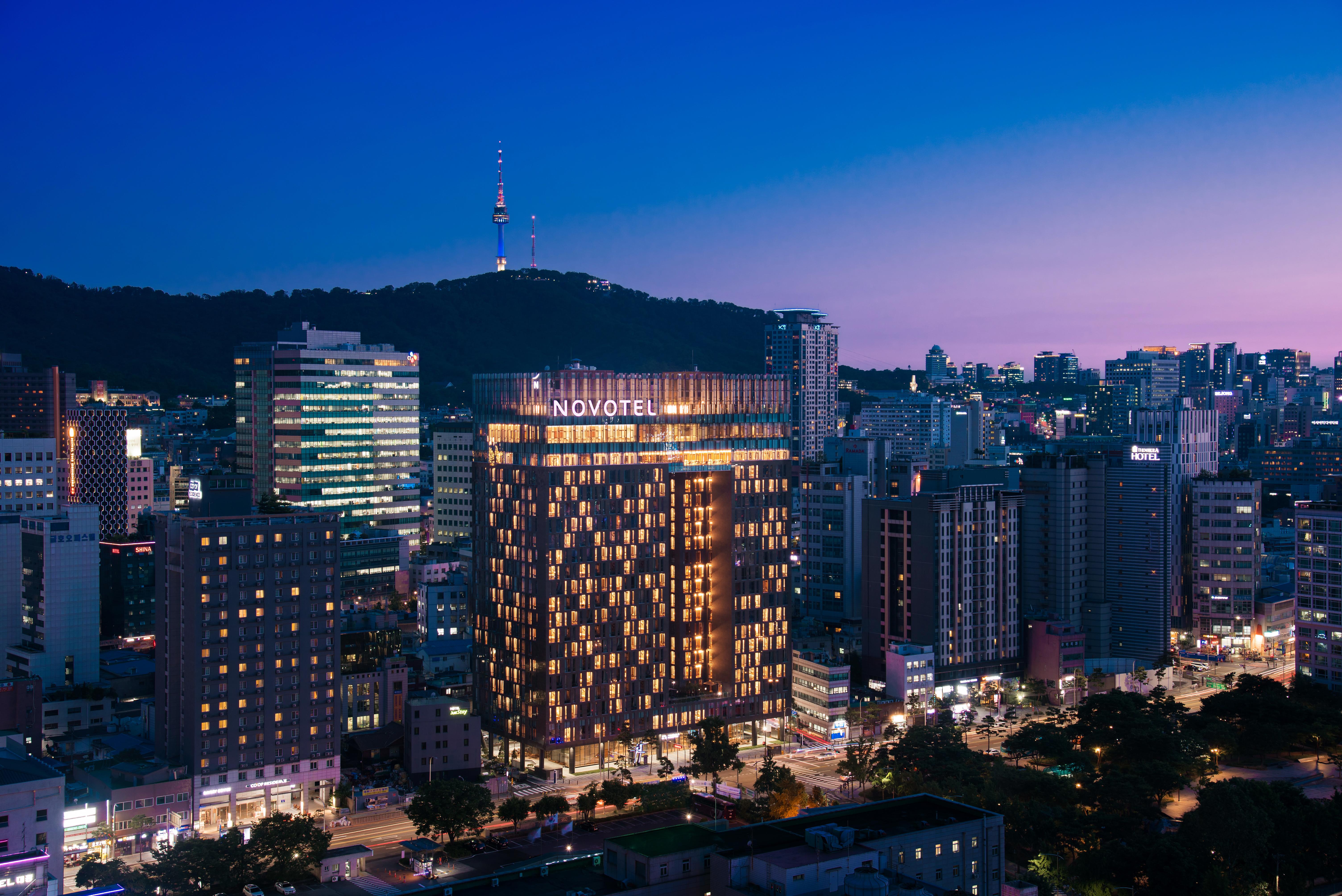 Novotel Ambassador Seoul Dongdaemun Hotels & Residences Εξωτερικό φωτογραφία